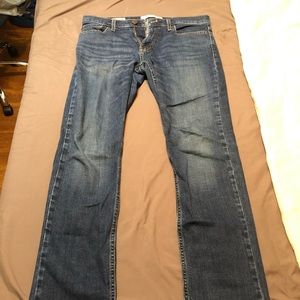 Hollister Jeans 30x32 Slim Straight